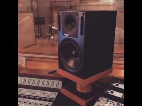 Pepe Quintana FT Farruko, Ozuna, Arcangel, Anuel AA, Ñengo, Kevin Roldan, Y Mas_Ella Y Yo Remix