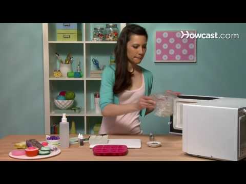 How To Customize Melt and Pour Soap