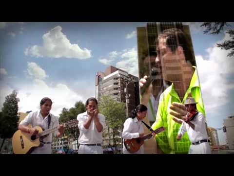 tenemos - Esta es la alegría de la Revolución Ciudadana, todos actuanto, todo flameando sus banderas, todos al grito YA TENEMOS PRESIDENTE!!! comparte este video.