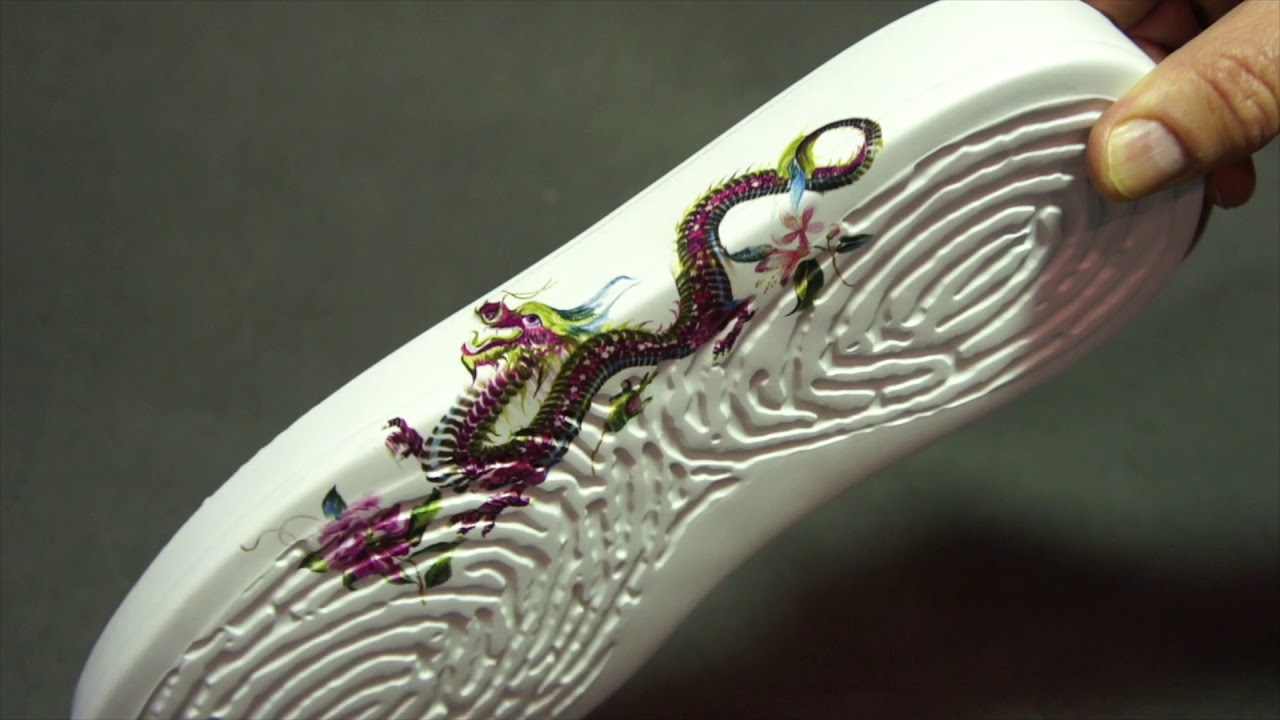 Decoration on the sole on the side and bottom - Decorazione su suola su parte laterale e inferiore