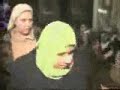 الكنيسة تمتلئ بالمسلمين و المحجبات