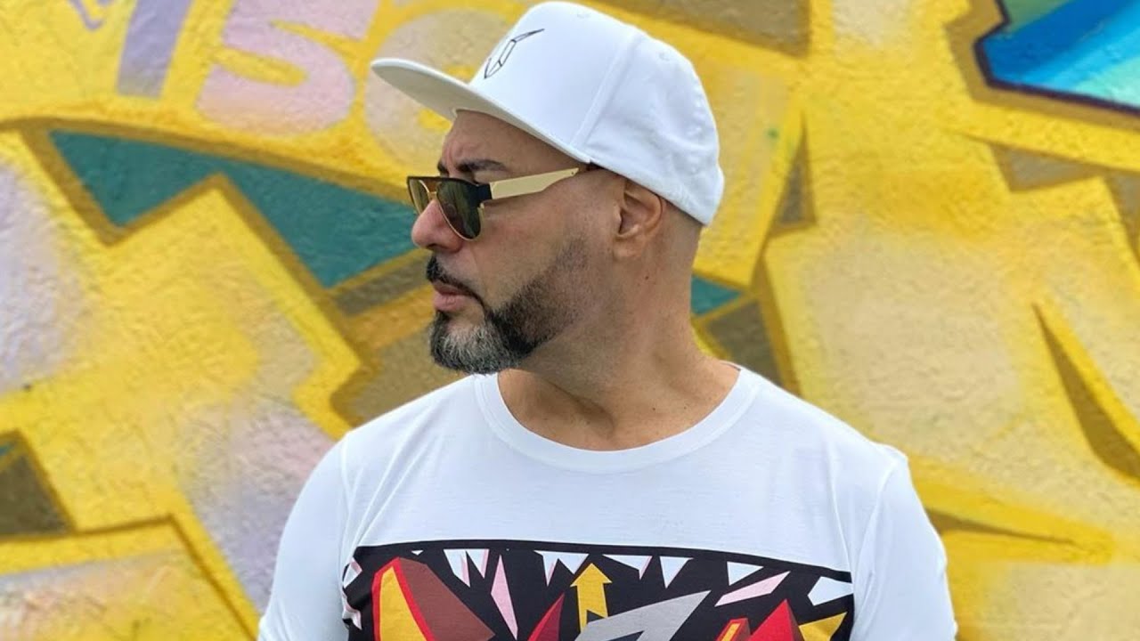 Roger Sanchez - Live @ Defected Virtual Festival: We Dance As One 3.0 NYE 2021