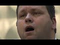 Watch more live video's on www.faceculture.com. Opera singer Paul Potts sings What A Wonderful World (original by Louis Armstrong) live during an instore concert. The song is from his new album Cinema Paradiso.