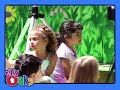 in 2006, tiny oaks was pleased to host a concert of richard m. sherman, one half of the famous disney composing team, the sherman brothers. a pure delight, for every kid and the kid within us all!
for more information on tiny oaks, our dvds, cds and books, please visit our website www.tinyoaks.com