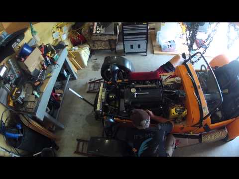 Removing engine from a Lotus 7 replica for the first time
