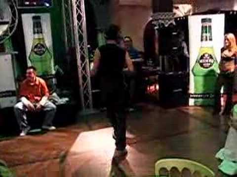 Nicolas St Jean Breakdancing Flair-off