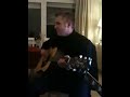 Caporal Pistache et Kassparbriz à la guitare