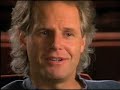 a private, 15-minute conversation with chris carter, creator, writer and executive producer of the x-files, from early 1996. 

probably the most definitive chris carter interview around, in which he discusses casting david duchovny and gillian anderson, the characters, gender sterotypes, wonderful images, hiding things in shadow, m.u.f.o.n., mark snow, significant numbers and the complex truth.

this video is part 1 of 2.