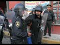 ®ojo - Hombre preso que mira a su hijo