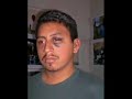 �ojo - Hombre preso que mira a su hijo