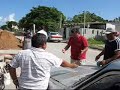 Albañiles pelean por tener trabajo en Chicxulub Puerto