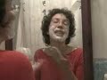 שירו של אריק ברמן אכן פורט על נימי האישה  המתוסכלת שבי. חשתי צורך להרכיב קליפ משל עצמי בהשראת גל הליפסינק השוטף את ארצנו. אני מקדישה את הקליפסינק באהבה לכותב, ברמן, ולכל הגברים המאותגרים רגשית שעוד יעזו לצאת איתי...