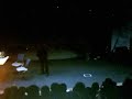 j'ai essay� tant bien que mal de chanter cette chanson de pauline croze pour une soir�e � mon �cole de commerce... je sais que mon micro ne va pas s'envoler, mais c'est le stress lol