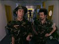 Camera caf�-Giochi di guerra