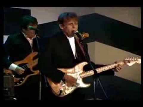 Originals - Esses caras são demais , tem a quimica certa ...! Fizeram um excelente trabalho nesta versão e com muita competência diga-se de passagem. Musicos de primeira...