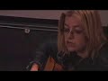 Girls With Guitars: Anne McCue Girls With Guitars: Anne McCue