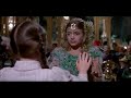 Dorothy releasing princess Ozma in Disney\