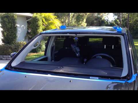 How to install windshield on a 2012 Chrysler Town and Country with the Rolladeck