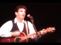 terry sylvester performs the classic hollies' hit bus stop, with james griffin and john ford coley.  this was recorded on night # 2 (november 03, 2001) of their three-night tour in canada in 2001.

please check out other videos from this series of concerts elsewhere on my channel.