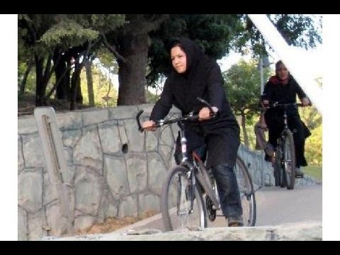 Video: Saudi Arabia Eases Ban on Women Riding Bikes | Atheist Deist