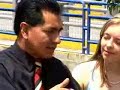 Uno de los mejores cantantes del Ecuador es Aníbal Proaño, cantautor y poeta. Sus canciones llegan al corazón, todas ellas son verdaderos poemas de amor echos canción. Tel. 099472863, E-mail: anibal@americanspanishschool.com