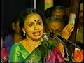 vocal: sudha raghunathan
violin: melakaveri thyagarajan
mridangam: thirvayoor vaidyanathan
ghatam:?
morsing:?

sangeethapriya.org