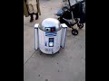 R2 D2 exhibicion del robot para disfraces R2 D2 exhibicion del robot para disfraces