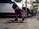 Kergon00 sucks at skateboarding - Pop Shuvit