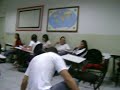 Caio estudando F�sica