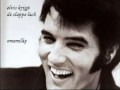 elvis krijgt de slappe lach