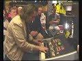 Leon Kuijpers demonstrating the Hammond XE-1