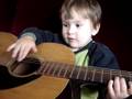 videos de Jesse takes up guitar Nov 2008