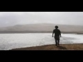 programa piloto documental sobre viajes alrededor de diferentes lugares del per�, enfoc�ndonos en experiencias m�sticas que el lugar mismo nos brinda.

en esta primera edici�n piloto, viajamos a la reserva nacional de paracas, al �rea de la pen�nsula, donde visitamos el templo que es este vasto desierto.

conducci�n: luis pedro calmet otero

direcci�n: gustavo de la torre
asistencia de direcci�n: elizabeth nevado
producci�n: carla fern�ndez-zapata / gustavo de la torre
direcci�n de fotograf�a: david gamarra
c�maras: david gamarra / carla fern�ndez-zapata
asistencia de c�mara: christian acu�a
sonido: allison ramos
edici�n: felipe davis
m�sica original: gustavo de la torre

agradecimientos:
inrena
lucho hildebrandt
luis dom�nguez
alan clavo

en teor�a producciones / pucp
2005