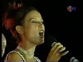 Yıllar öncesinden bir video karşınızda. Erkan Yolaç'ın konuğu Nalan Canımsın'ı söylüyor...