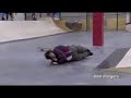 MTV - Jackass Patinando