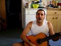 ciro canta pupo forse chitarra cucina disordine ciro canta pupo forse chitarra cucina disordine