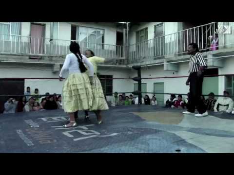 female wrestlers