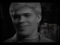 a pris zhane vid (i highly recommend you watch this in hq. some of the eps used weren't very good quality!)

summary: a lover or a friend? a prankster or a hero? a sinner or a saint? whatever you choose to call him, zhane is who he is. this vid is my attempt to explore his rather complex character, and maybe give a little insight into who this mysterious ranger is.

the song is called call me by shinedown