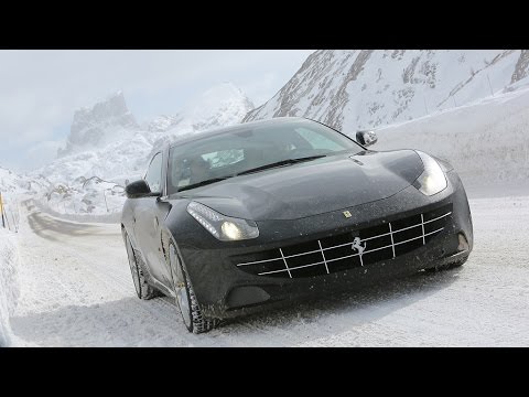 Ferrari FF en la nieve