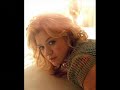 Gone-Kelly Clarkson-Karaoke Style