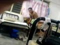 Artis telanjang model sluar dalam