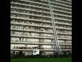 ladderlift tot de 18 de verdieping(verhuizingen de vic) no 2