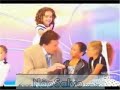 Watch 'Close: Maísa puxa peruca do Silvio Santos!'