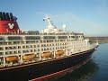 RT @pinnochio12: Disney Cruise Line Horn Battle: http://t.co/WfxHjKLE via @youtube