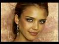 Jessica-Alba-Zombie-