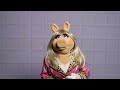 Miss Piggy - Freddie Mercury birthday tribute
