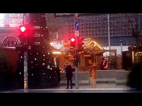 Weihnachtsmarkt Berlin Breitscheidplatz - 06.12.2017  ...