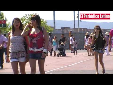 'Peruanos en Barcelona', reportatge de la 'Fiesta Patria' del Perú (1 d'agost del 2010) -amb salutació d'Àngel Colom-