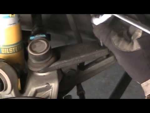 Acura TSX – Rear upper Control Arm Removal.