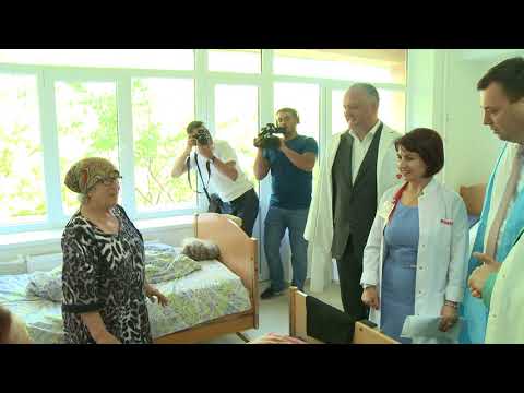 President of the Republic of Moldova, Igor Dodon, together with the bashkan of ATU Gagauzia, Irina Vlah, took part in the opening ceremony of the Department of Therapy and Chronic Diseases of the Vulcanesti District Hospital.